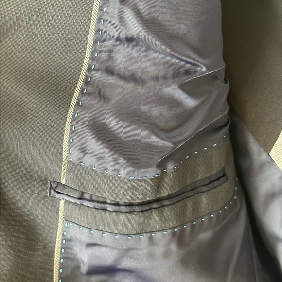 Marc Ecko Men’s Gray Blazer Size 40R - Picture 3 of 6